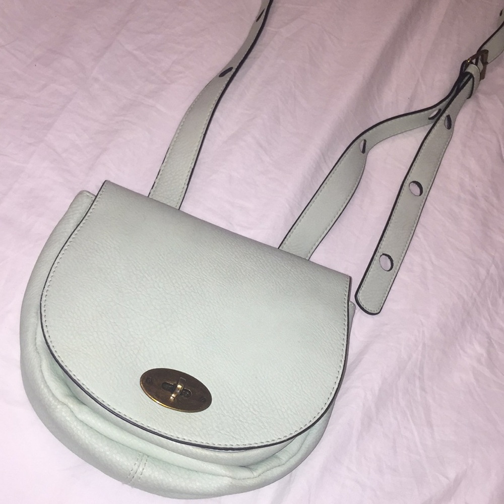 Mint green side bag 💚✨